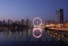 色八区人妻在线视频-探索网络文化的多元视角，色八区人妻在线视频的背后